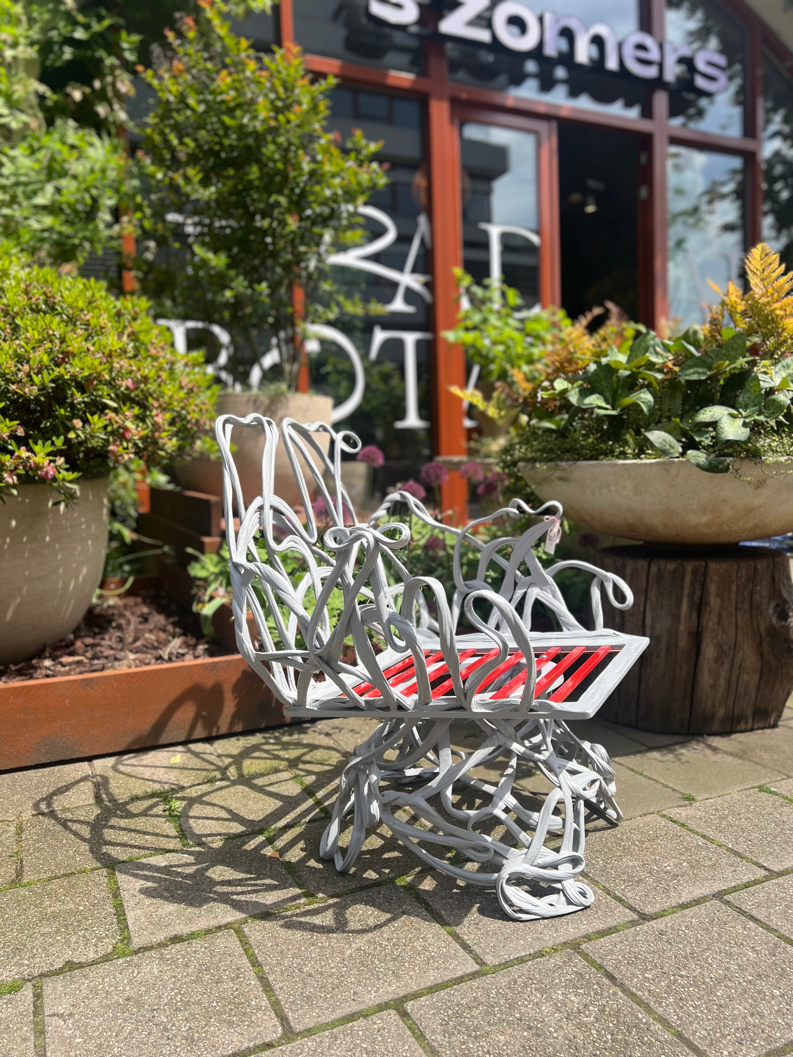 Huesos Armchair (Grey)