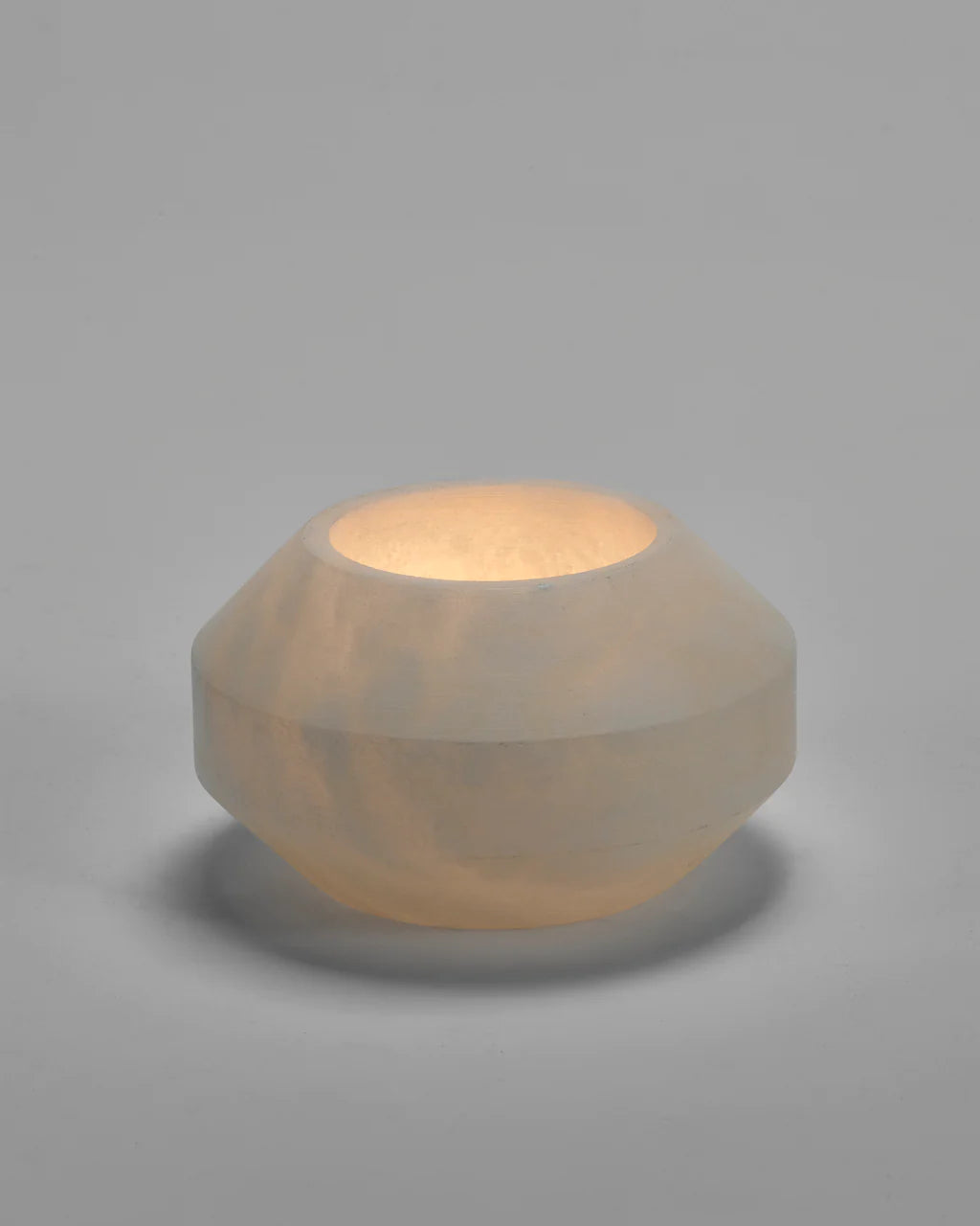 Tealight holder M (White Albaster)