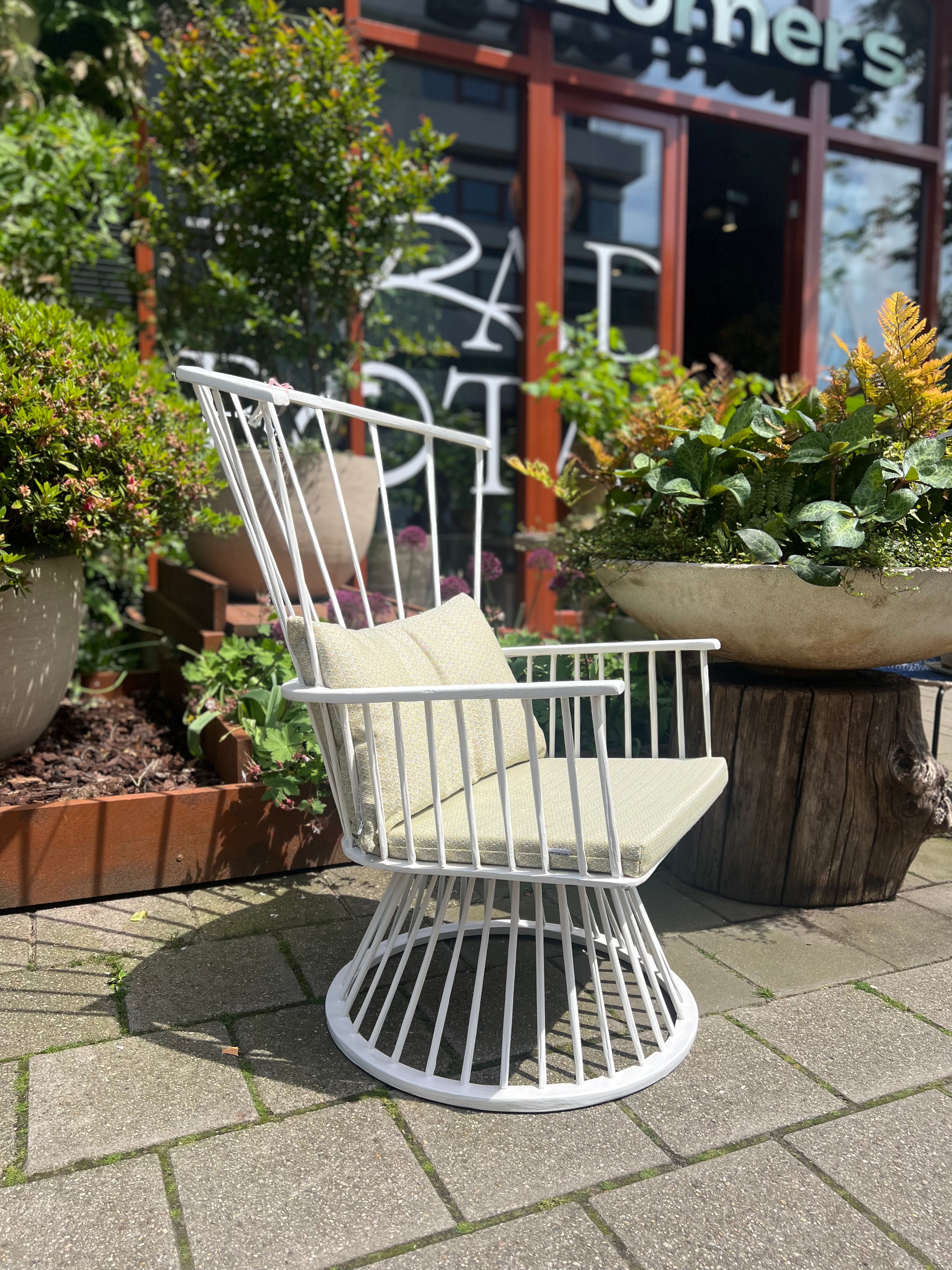 AF Armchair (Milk)