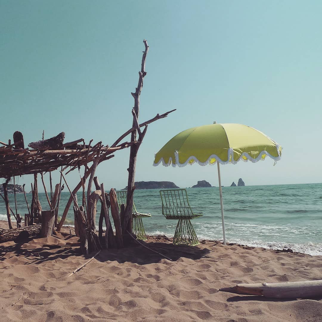 Bypass Chair with armrest (Flamingo)