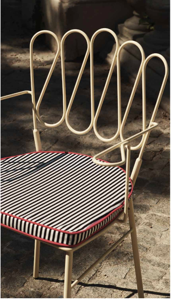 Moi Aussi Chair With Armrest (Orange)