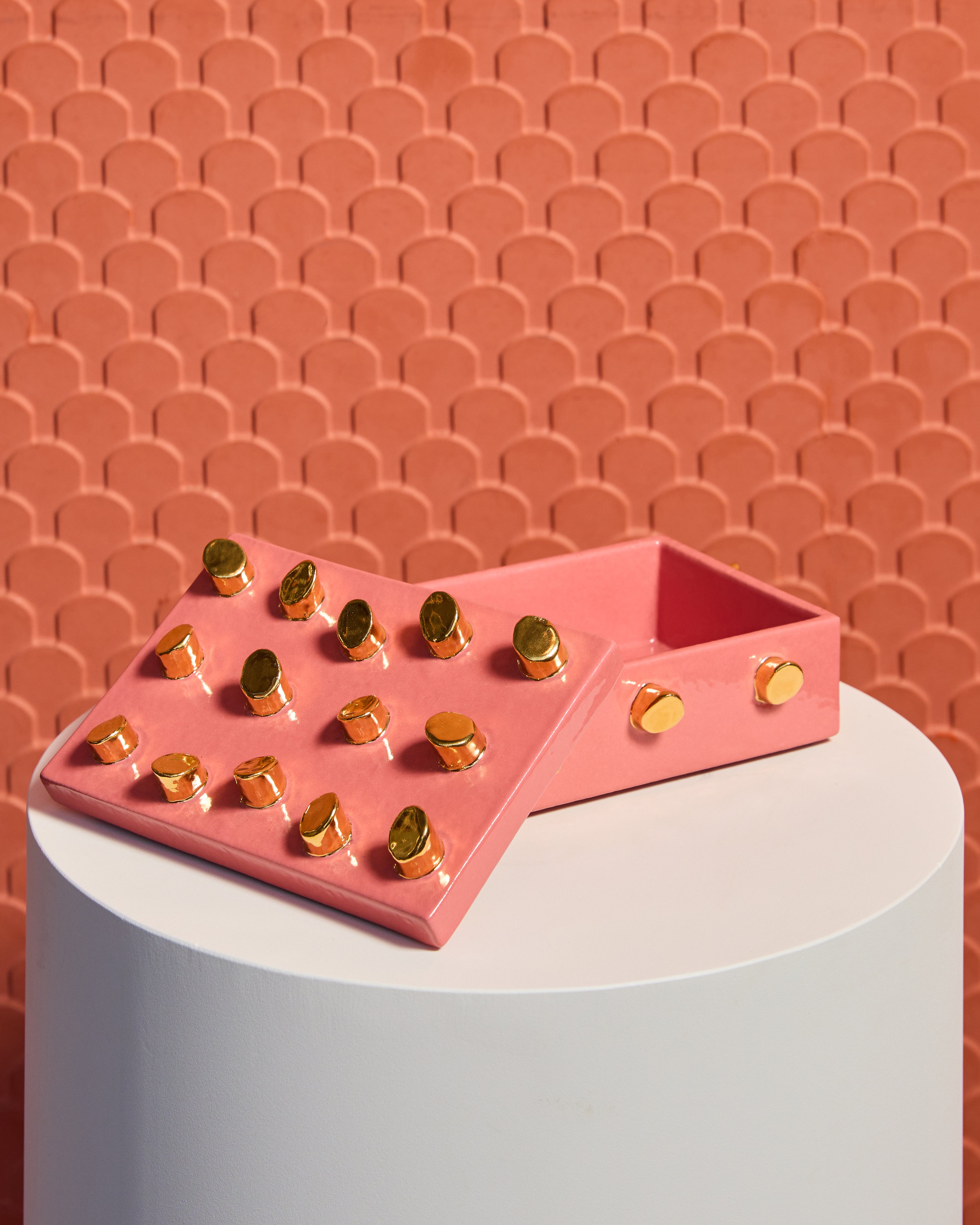 Box With Golden Lipstick M (Pink)