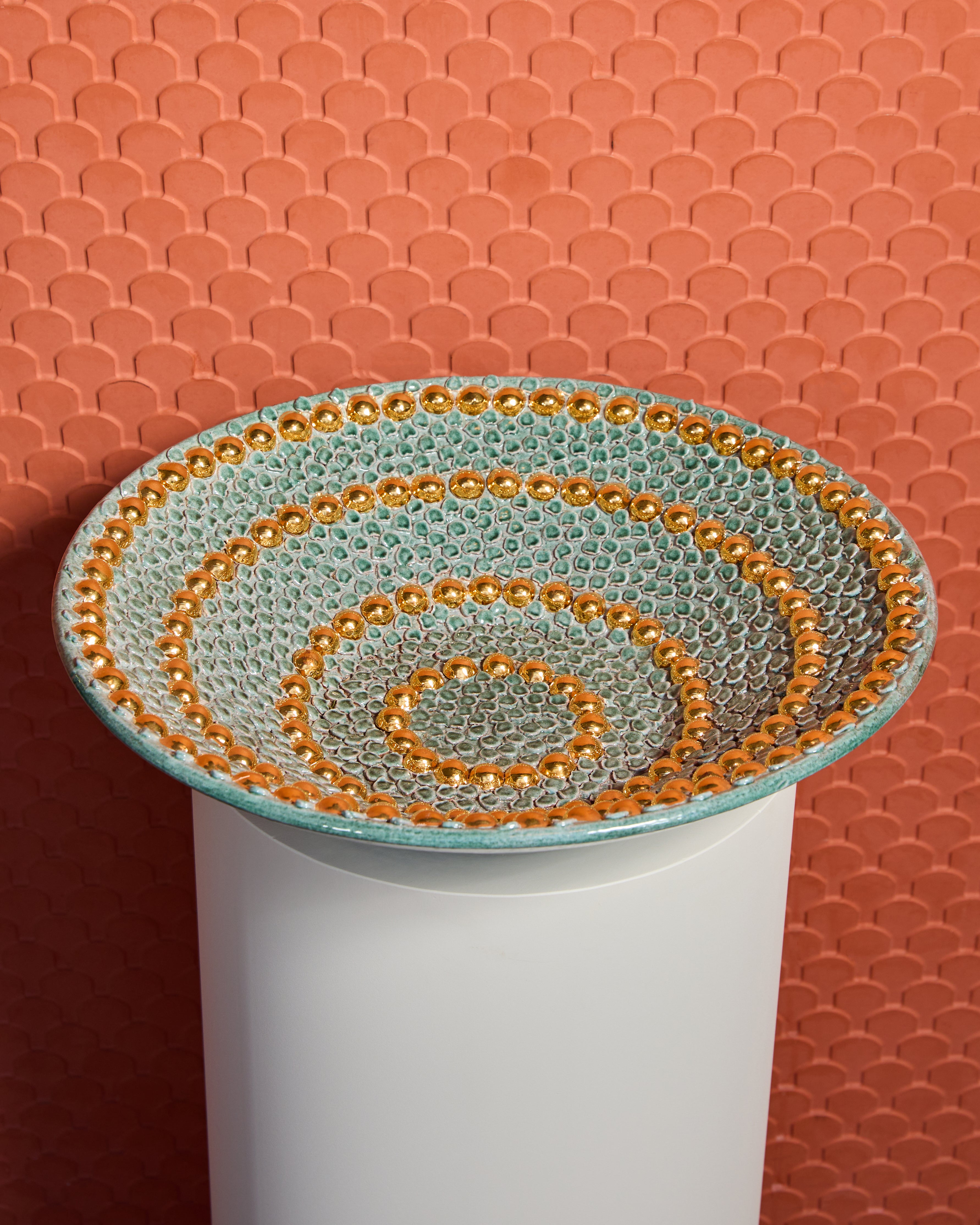 Large Dish With Golden Knots (Light Green)