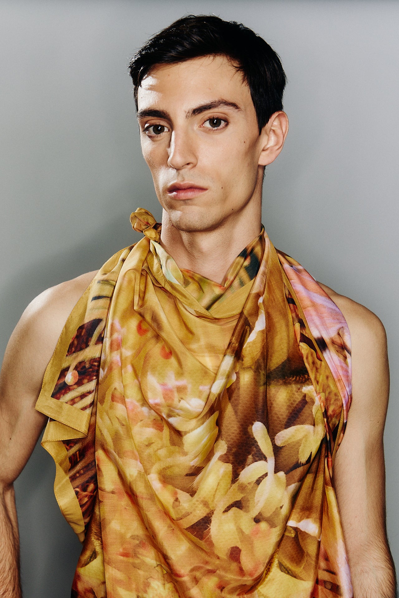 Éclat 140cm (Gold/Yellow)